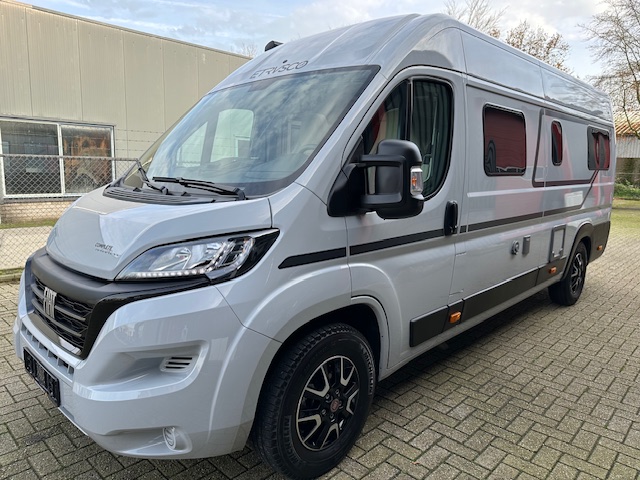 Etrusco 640SB Buscamper Lengte bedden 1e Eig Fiat 140PK bwj 2022